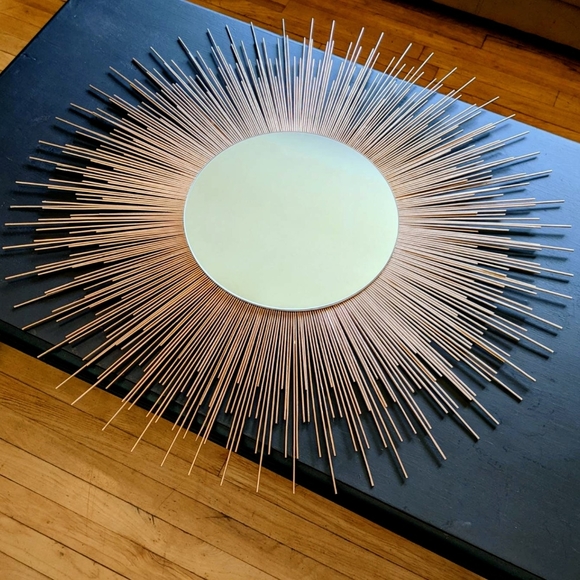 35" ROSE GOLD Sunburst Mirror Decorative Wall Mirror - Picture 6 of 7